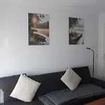 Wunderschoene 3-zimmer Hilton Style - Ideal For Business And Family Trips *