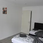 Apartamento Wunderschoene 3-zimmer Hilton Style - Ideal For Business And Family Trips