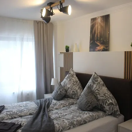 Wunderschoene 3-zimmer Hilton Style - Ideal For Business And Family Trips *